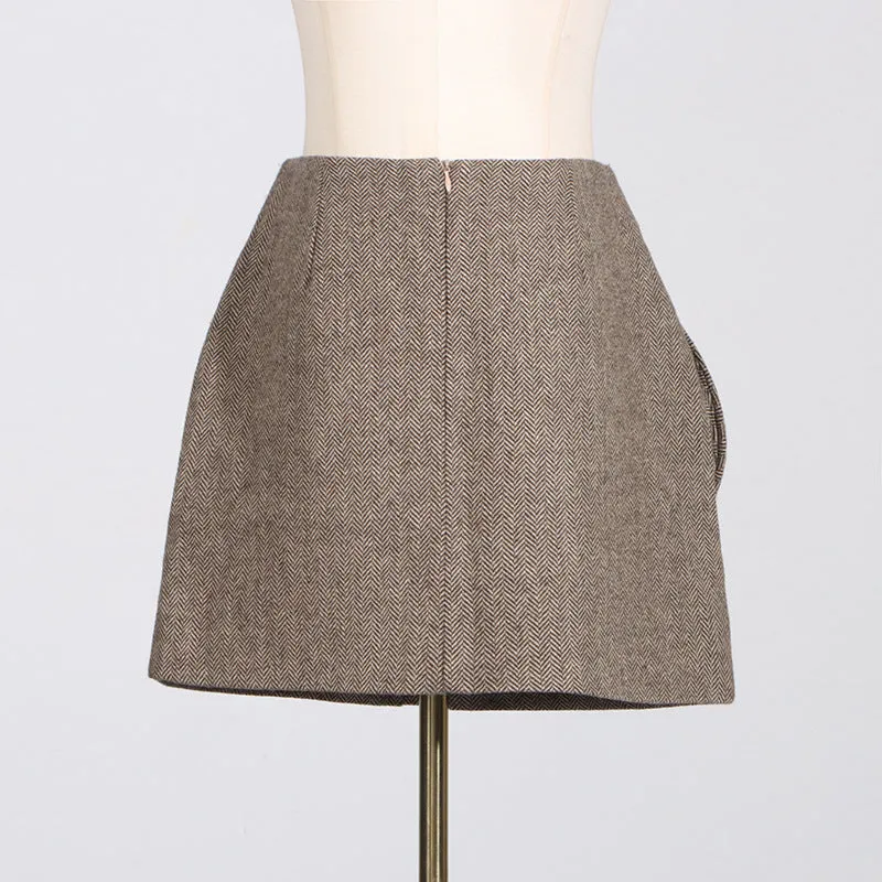 2025 Elegant style high waist A-shaped skirt  spring new fashionable three-dimensional flower splicing design short skirt