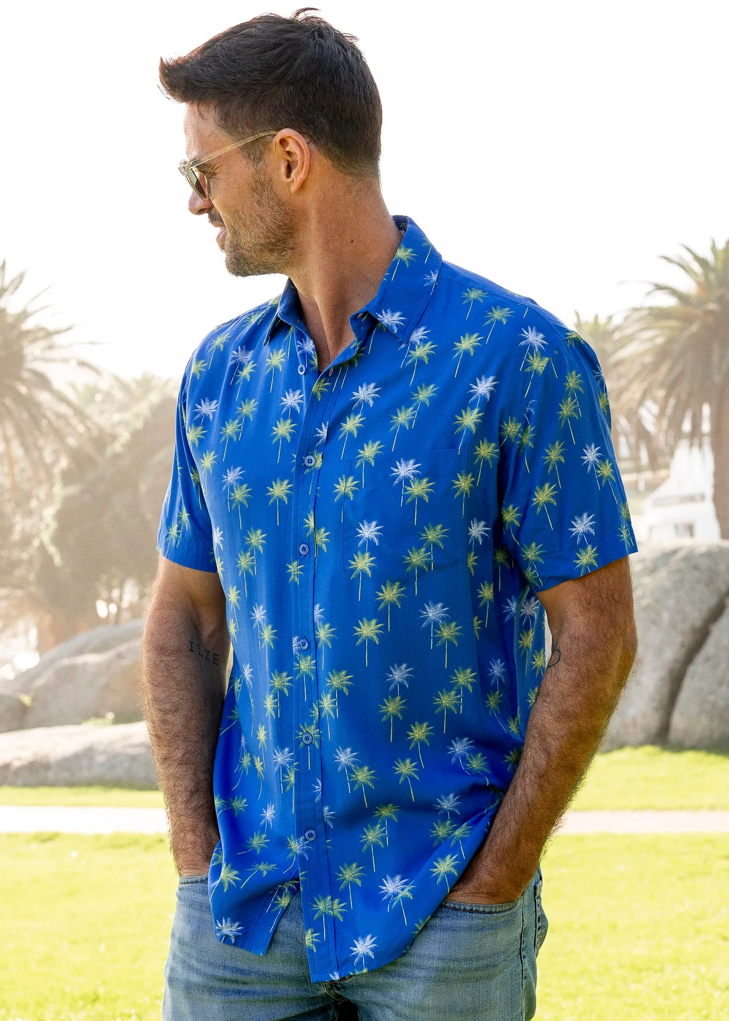 La Plage Short Sleeved Mens' Shirt in Blue