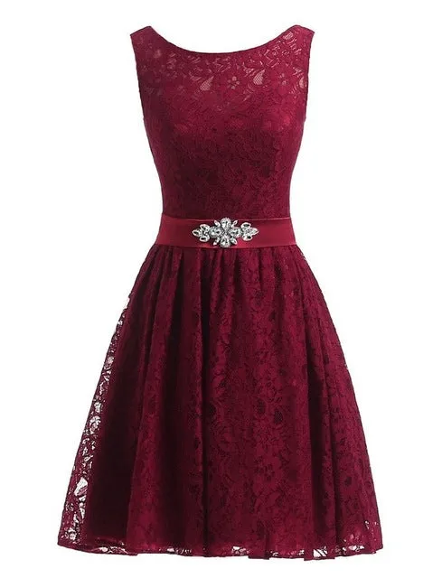 Lavender Short Lace Homecoming Dresses Crystal Beading Sash Wedding Party Dresses Cheap Burgundy Bridesmaid Dresses