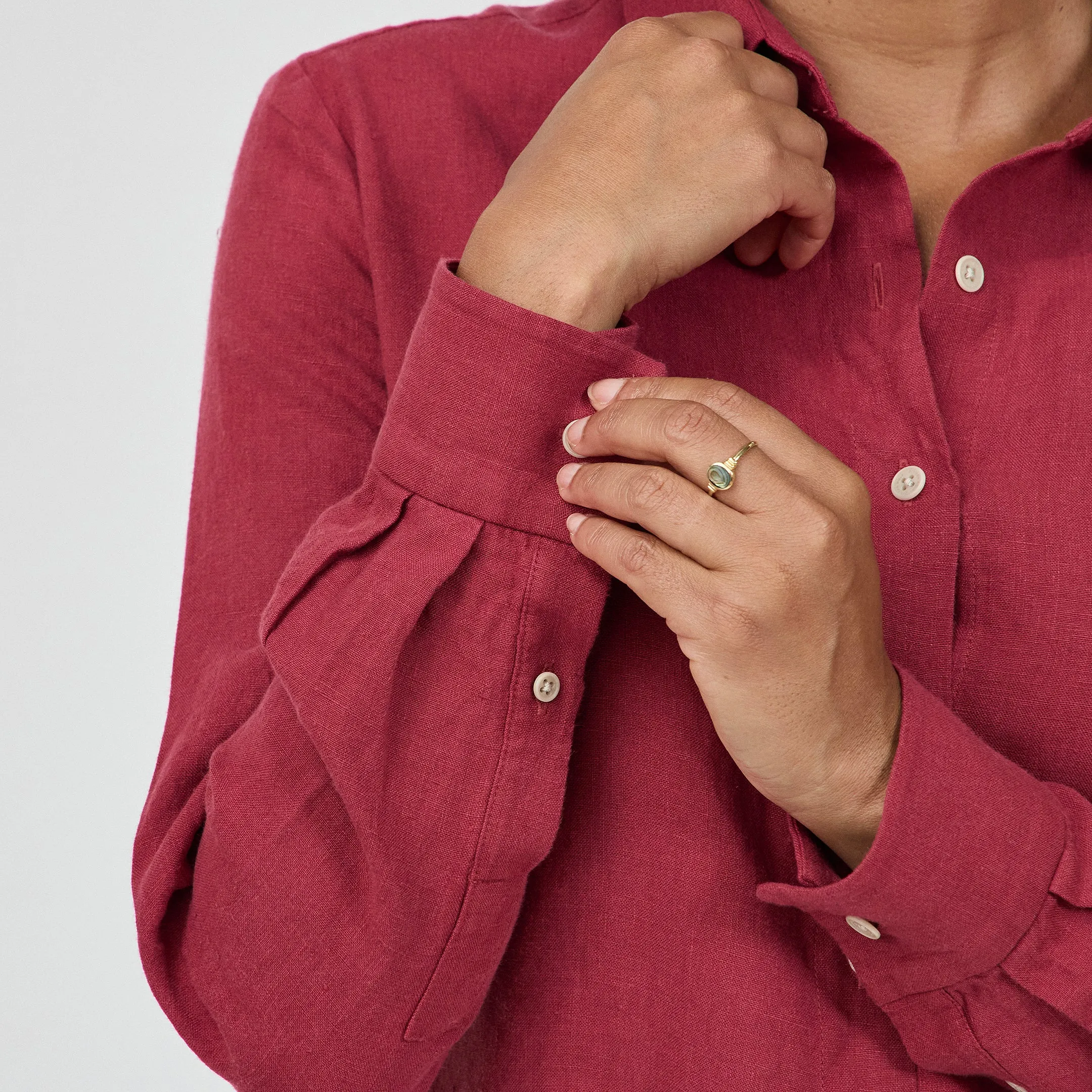 The Linen Shirt